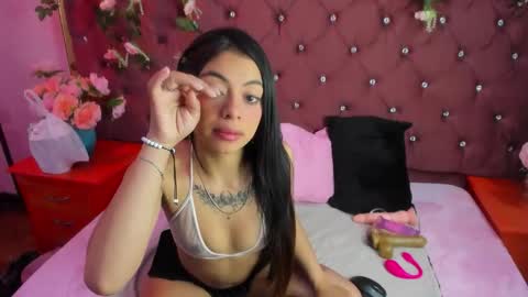 Violetta Rousse  online show from 10-29-25, 01:13