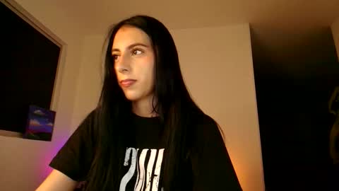 Violetta....Follow me in Twitter... online show from 01-17-26, 11:41