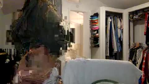 Snapshot of violettblakee chatting on 11-19-25, 03:28 Violet Blake online show from 11-19-25, 03:28