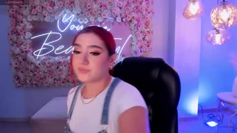 Violett Castel online show from 09-22-25, 06:21