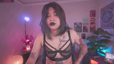 JULIE UWU online show from 02-01-26, 09:57