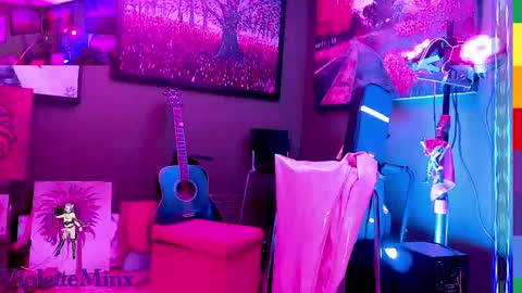 Violette online show from 11-14-25, 04:17
