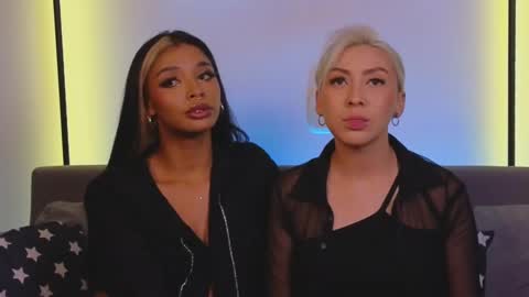 Violet online show from 02-20-25, 12:30