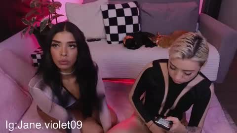 Violet online show from 10-31-25, 01:39
