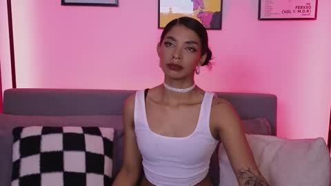 Violet online show from 11-10-25, 03:16