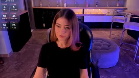 Violett  online show from 12-20-24, 10:43