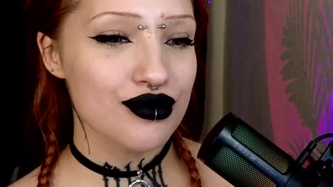 Dommy mommy online show from 01-27-25, 05:15