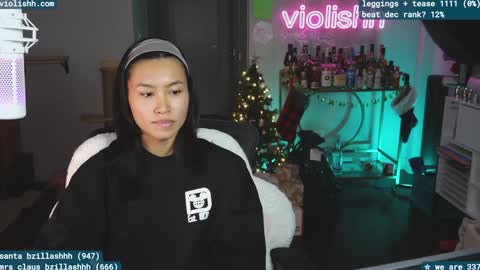 follow me on twitter violishh and ig violishh  online show from 12-18-24, 11:08