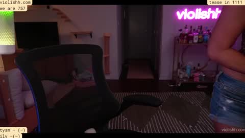 follow me on twitter violishh and ig violishh  online show from 09-13-25, 01:16