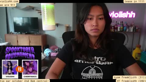 follow me on twitter violishh and ig violishh  online show from 10-01-25, 06:25