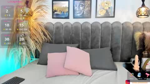 VIOLLET online show from 10-10-25, 09:14