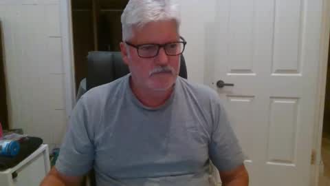 Snapshot of viper654321 chatting on 11-24-25, 08:25 viper654321 online show from 11-24-25, 08:25