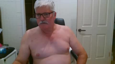 Snapshot of viper654321 chatting on 12-19-25, 03:13 viper654321 online show from 12-19-25, 03:13