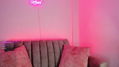 Snapshot of virgiwilk chatting on 02-04-25, 04:15 Jane  online show from 02-04-25, 04:15