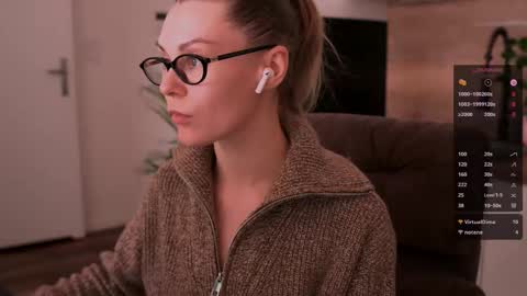 Snapshot of virtual_muse_bc chatting on 11-06-25, 07:20 virtual_muse_bc online show from 11-06-25, 07:20