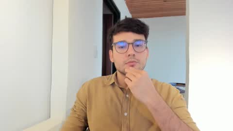 Vito Ferrer online show from 11-14-25, 08:18