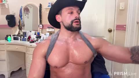 vitto_hammer5758 online show from 03-01-26, 06:54