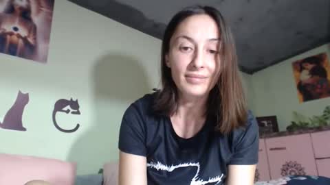 Viva online show from 10-23-25, 03:33