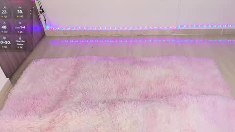 Snapshot of vivi_luv chatting on 11-14-25, 05:50 Vivi online show from 11-14-25, 05:50