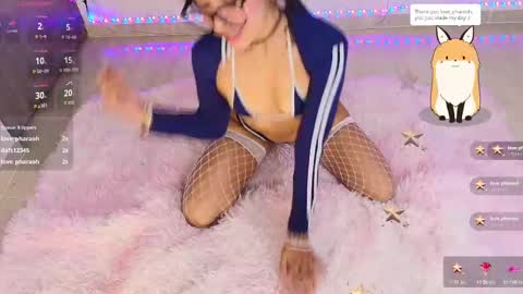 Snapshot of vivi_luv chatting on 11-15-25, 07:16 Vivi online show from 11-15-25, 07:16