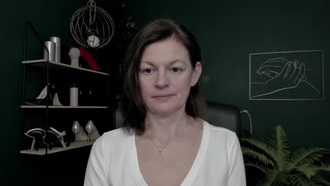 Snapshot of vivian_dream chatting on 01-07-26, 07:33 Vivian online show from 01-07-26, 07:33