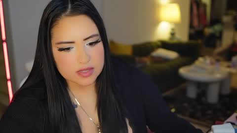 Vivi online show from 01-17-25, 06:26