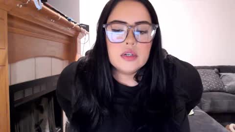 Vivi online show from 03-04-25, 02:17