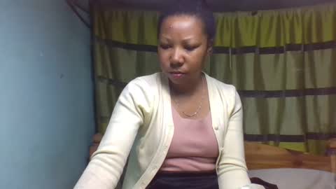 viviane0812 online show from 09-14-25, 02:16
