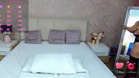 Vivian online show from 10-10-25, 06:56