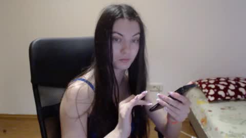 Vivian Gray online show from 01-01-25, 02:31