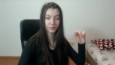 Vivian Gray online show from 01-14-25, 06:28