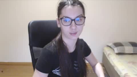 Vivian Gray online show from 03-07-25, 09:06