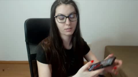 Vivian Gray online show from 03-12-25, 08:10