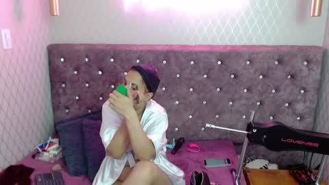 VivianRose online show from 01-07-25, 02:31