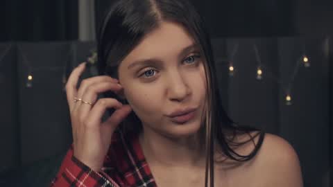 Nelly and Mari online show from 01-04-25, 07:02
