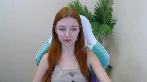 Vivien online show from 01-08-25, 09:44