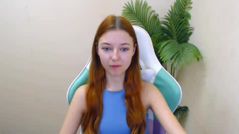 Vivien online show from 01-29-25, 09:39