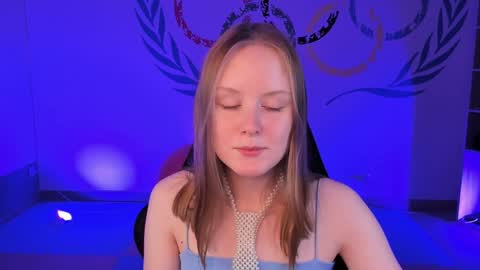 Vivien online show from 12-07-24, 03:19