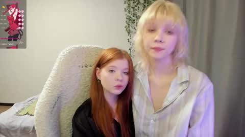 Snapshot of vivy_ chatting on 01-18-26, 08:45 chatur babes online show from 01-18-26, 08:45