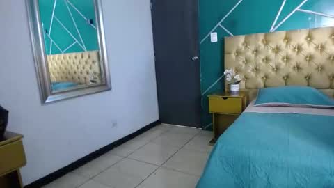 Snapshot of vixennp chatting on 02-26-26, 11:53 Vixennp online show from 02-26-26, 11:53