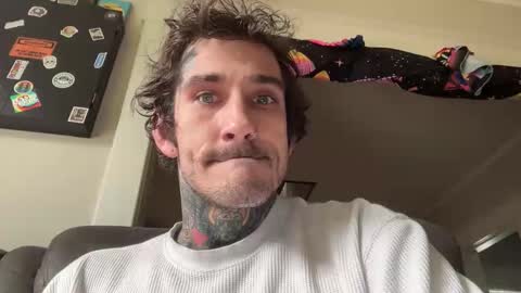 Snapshot of vj48826 chatting on 10-27-25, 06:12 VJ online show from 10-27-25, 06:12