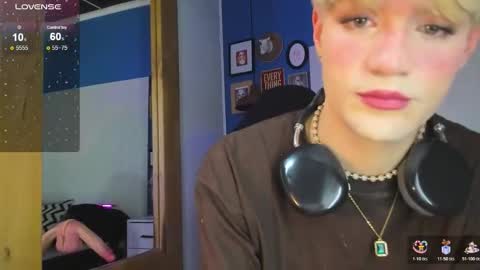 Vlad  online show from 11-21-25, 02:27