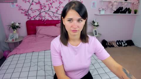 Vladlena online show from 09-22-25, 06:48