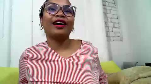 voagelle online show from 02-02-25, 04:11