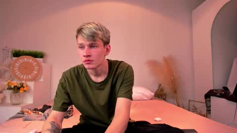 Snapshot of volan_starts chatting on 02-01-26, 04:11 Dan online show from 02-01-26, 04:11