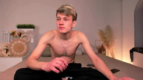 Snapshot of volan_starts chatting on 02-14-26, 04:31 Dan online show from 02-14-26, 04:31