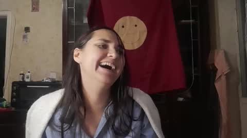 Snapshot of voulezvous_angel chatting on 11-02-25, 07:27 voulezvous_angel online show from 11-02-25, 07:27