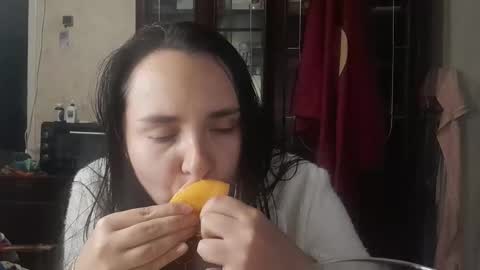 Snapshot of voulezvous_angel chatting on 11-06-25, 01:50 voulezvous_angel online show from 11-06-25, 01:50