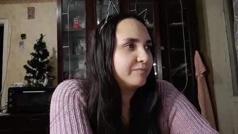 voulezvous_angel online show from 12-21-25, 03:19