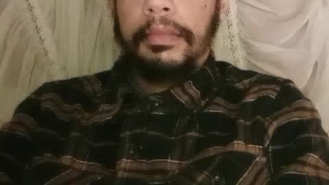 Snapshot of vredesbyrd5 chatting on 01-22-25, 05:05 VRED online show from 01-22-25, 05:05